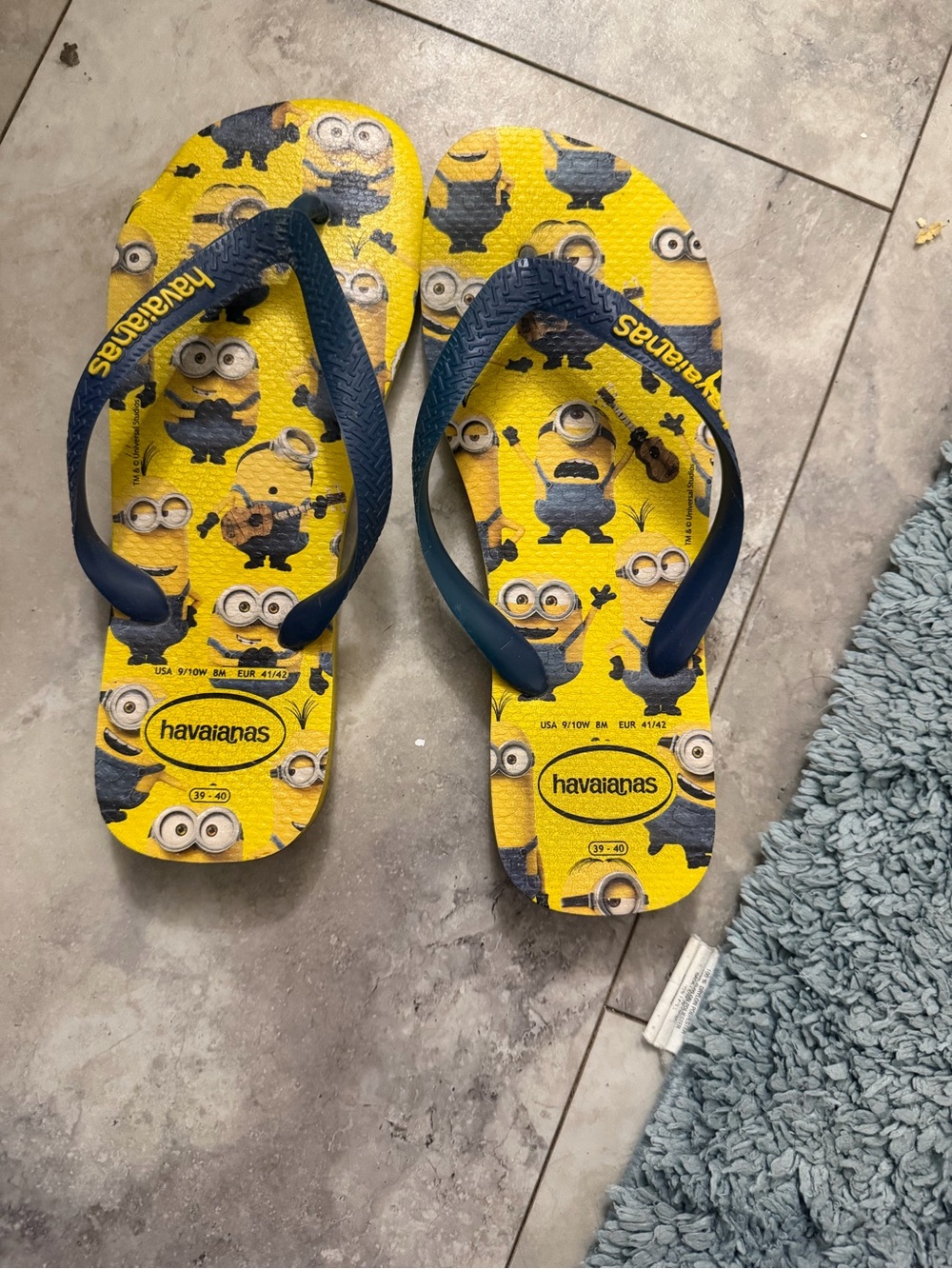 Havaianas adult Minions Yellow Flip Flops